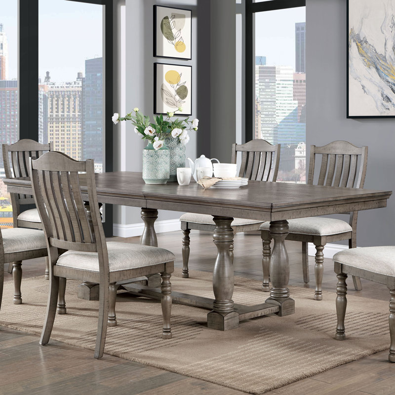 Giovanni 5 - Piece Extendable Dining Set, 5 Pieces: Table, 4 Chairs