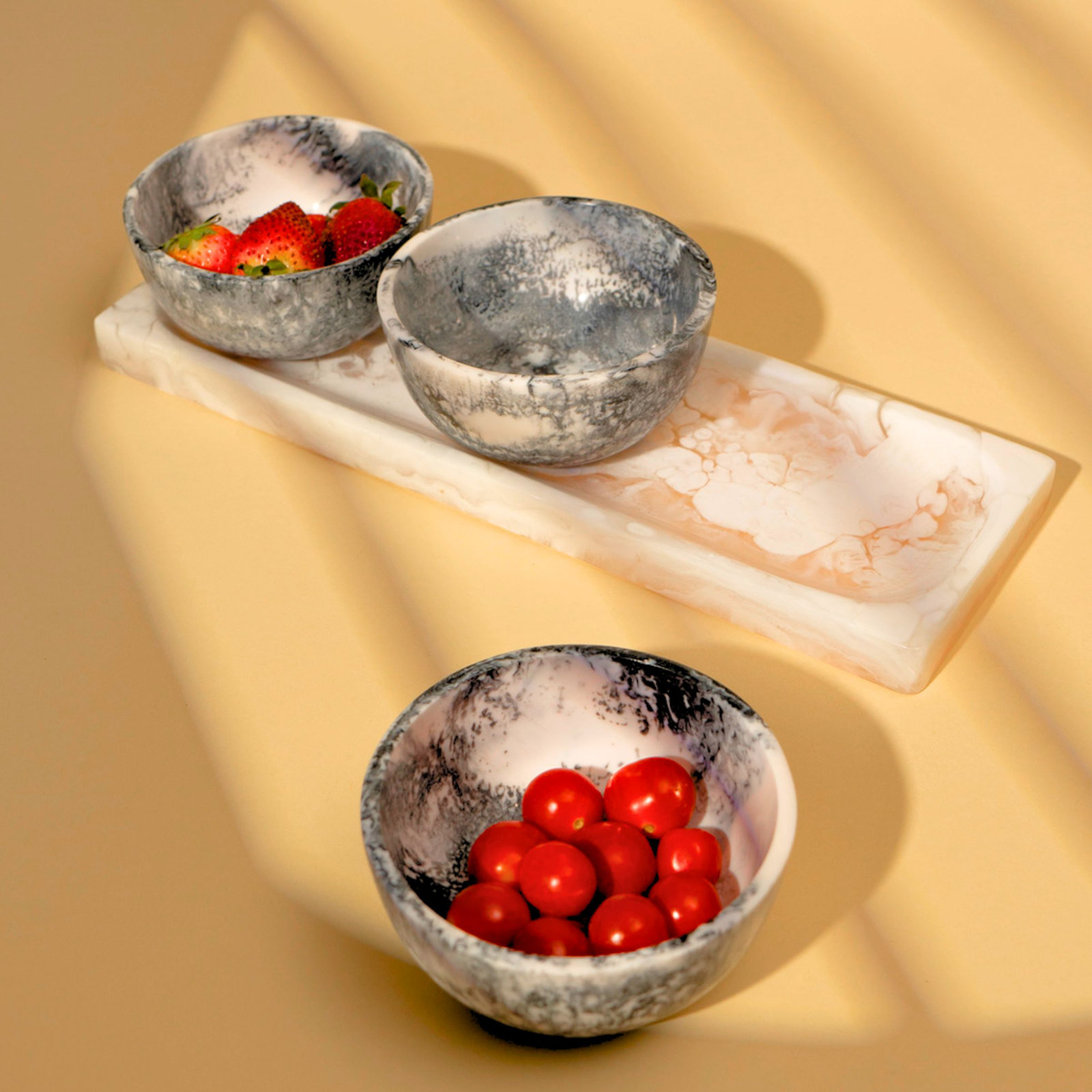 Lucente Black & White Resin Serving Tray & Appetizer Bowls