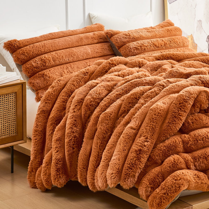 Roll Cakes Chunky Bunny - Coma Inducer Oversized Comforter Set, Brown, King Comforter + 2 King Shams