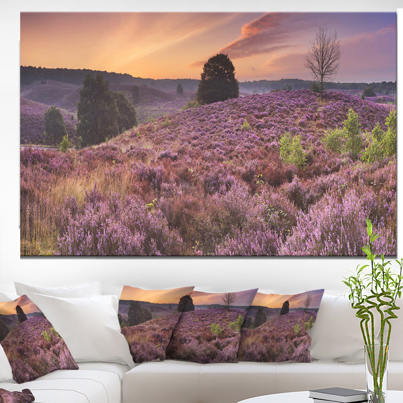 Blooming Heather at Dawn Panorama - impression sur toile tendue, H 40 po x l 60 po x P 1,5 po