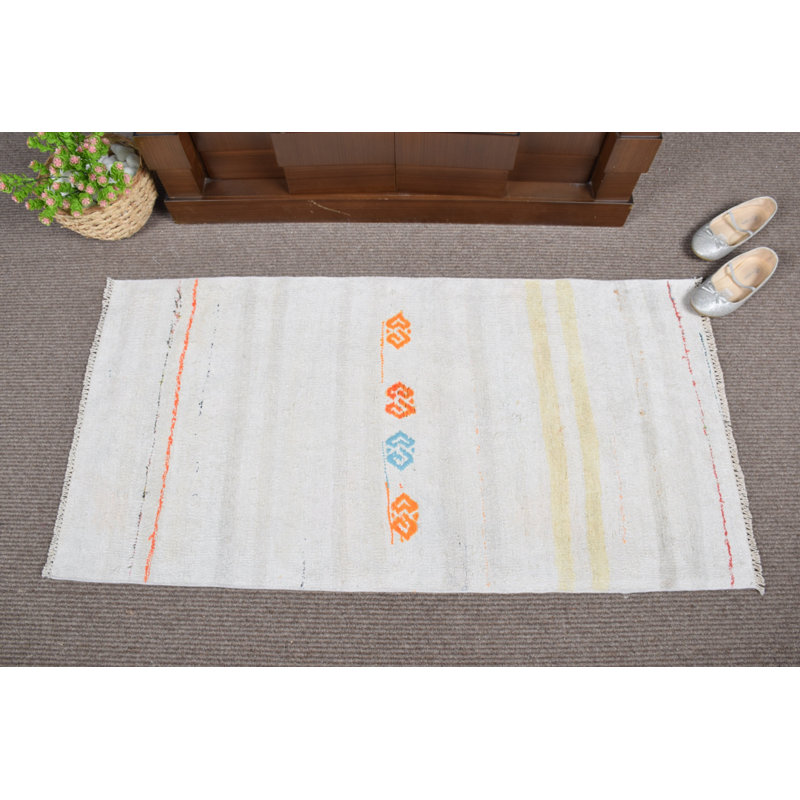 Antique Turkish Kilim Rug - Vintage Small Flat Weave Hemp Entry Rug in White