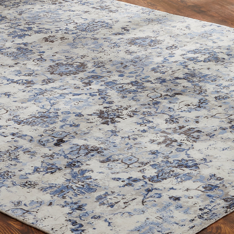 Raymon Silk Abstract Area Rug in Blue, Rectangle 2' x 3'