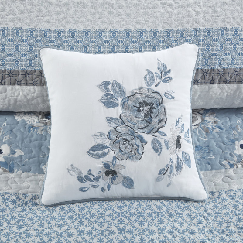 Boho-Chic Blue Cotton Reversible Quilt Set with Pillows