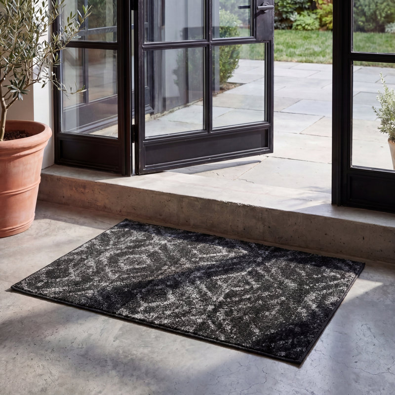 Sabio Geometric Dark Gray/Gray Area Rug, Rectangle 2'6" x 4'
