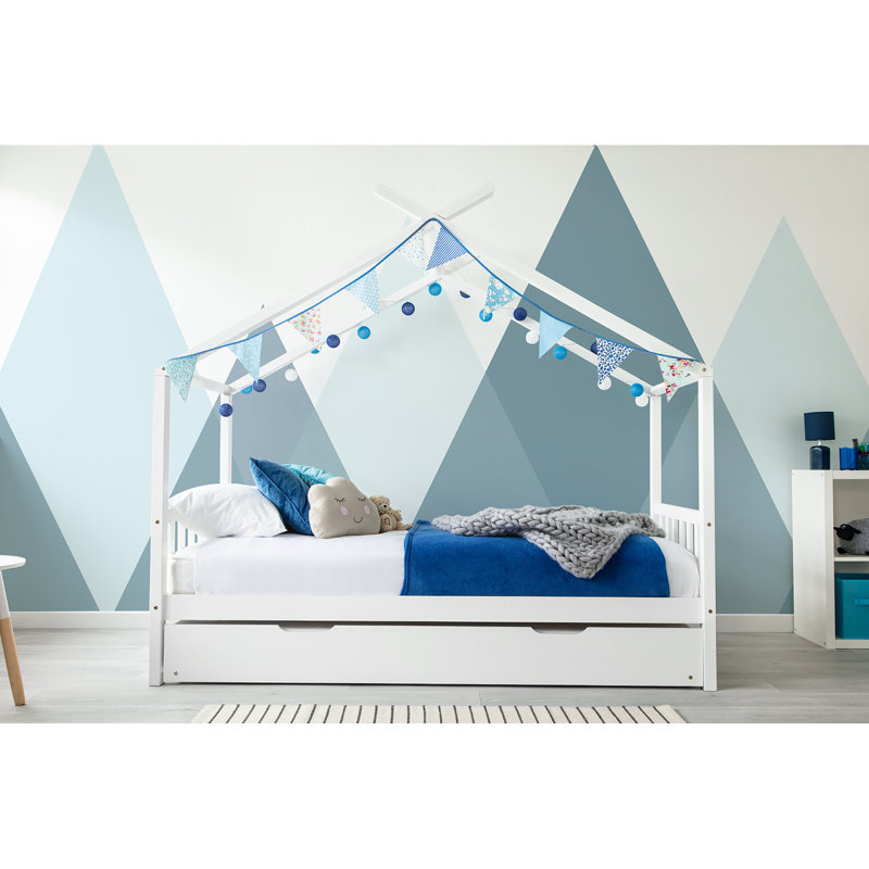 Braymer Standard with Trundle Included