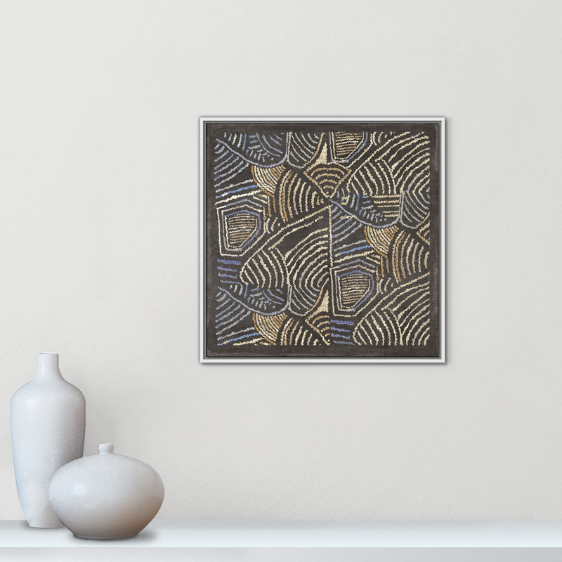 «Golden Folklore III» par Aimee Wilson, H 25,5 po x l 25,5 po, Blanc