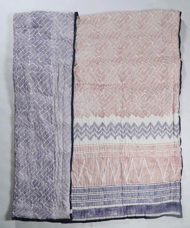 Farmhouse / Country Cotton Geometric Shapes Quilt, Queen Quilt + 2 Shams