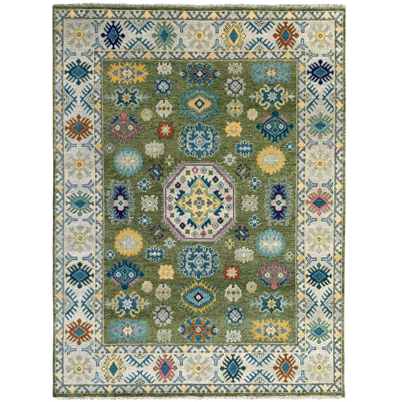 Inviting Kazak Light Light Gray Hand Knotted Area Rug