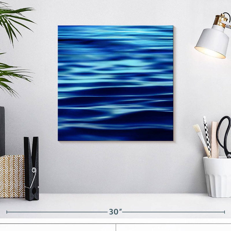 Gillard Vast bleu profond, H 16 po x l 16 po