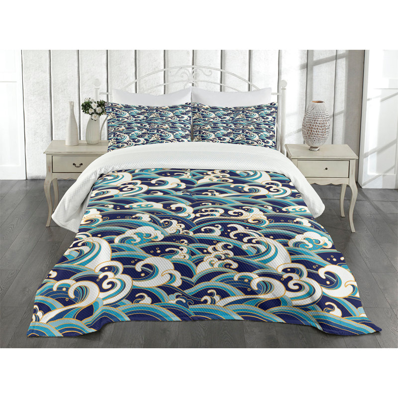 Nautical Ocean Waves Pattern Quilted Queen Bedspread Set