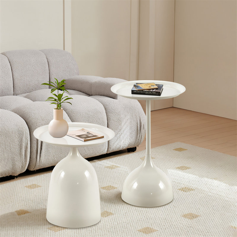 Table d'appoint blanche, Blanc
