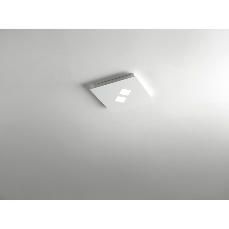 Plateau LED Flush Mount, White