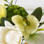 Ornements de fleurs simulées