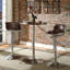 Tabouret en cuir brun avec hauteur réglable et - Style rétro, patchwork d'aluminium, fabrication en métal avec base stable