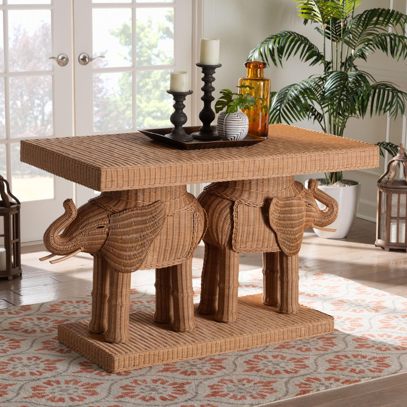 Console Kenworthy Bali & Pari Elissa