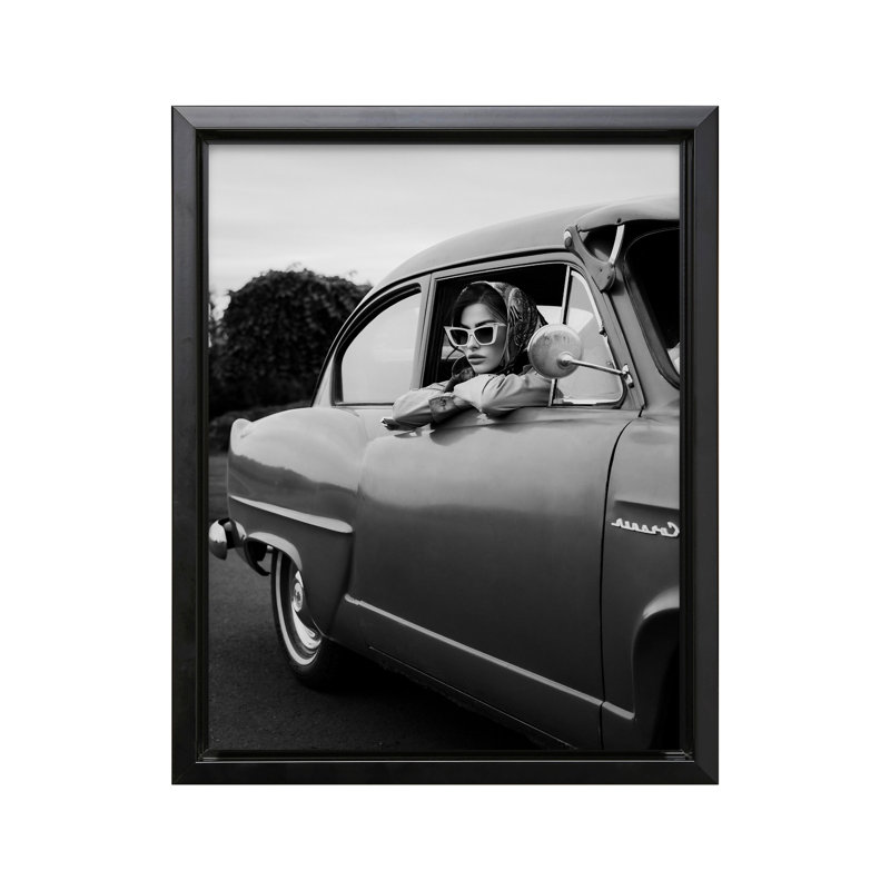 Femme dans une voiture classique, Black Framed, Canvas, 11"H x 14"W