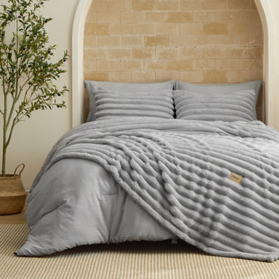 Bedsure Queen 2-in-1 Comforter Set with Detachable Fluffy Blanket – Gray SnapTech Design Bed-in-a-bag, All-Season Bedding Set(Set of 6)