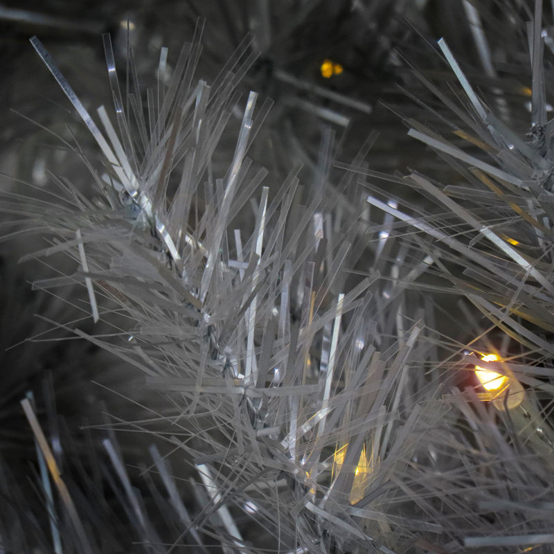 The Holiday Aisle® Arbre métallique argenté pré-éclairé 7,5 pi