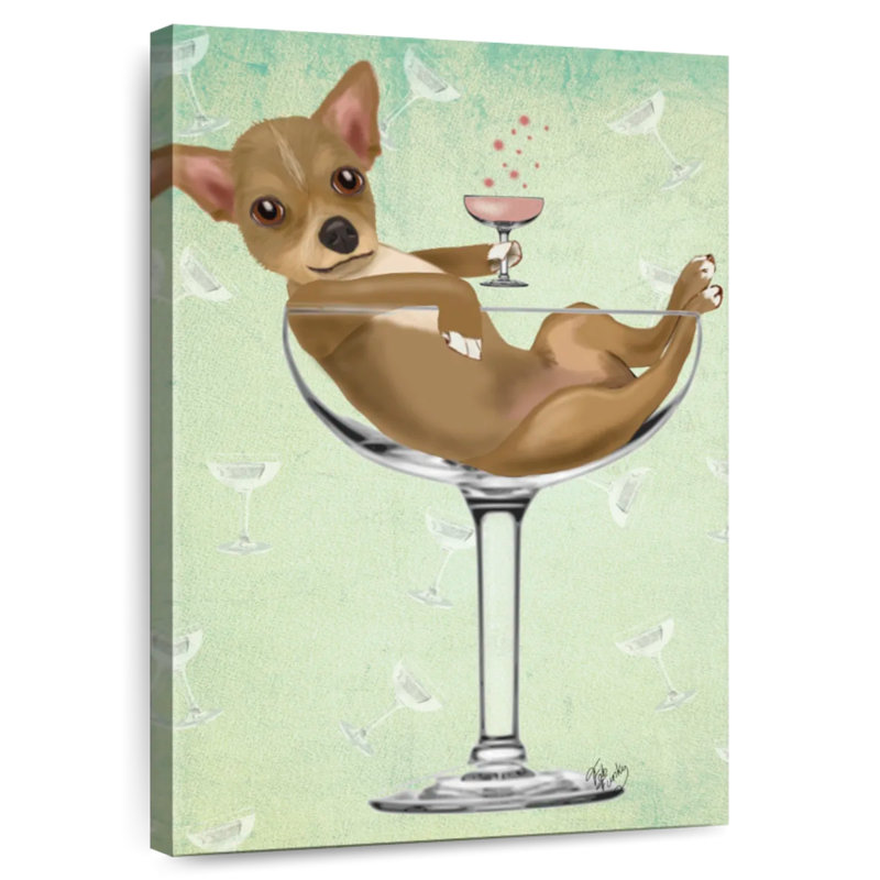 Chihuahua Brampt dans un verre à cocktail, H 12 po x l 8 po