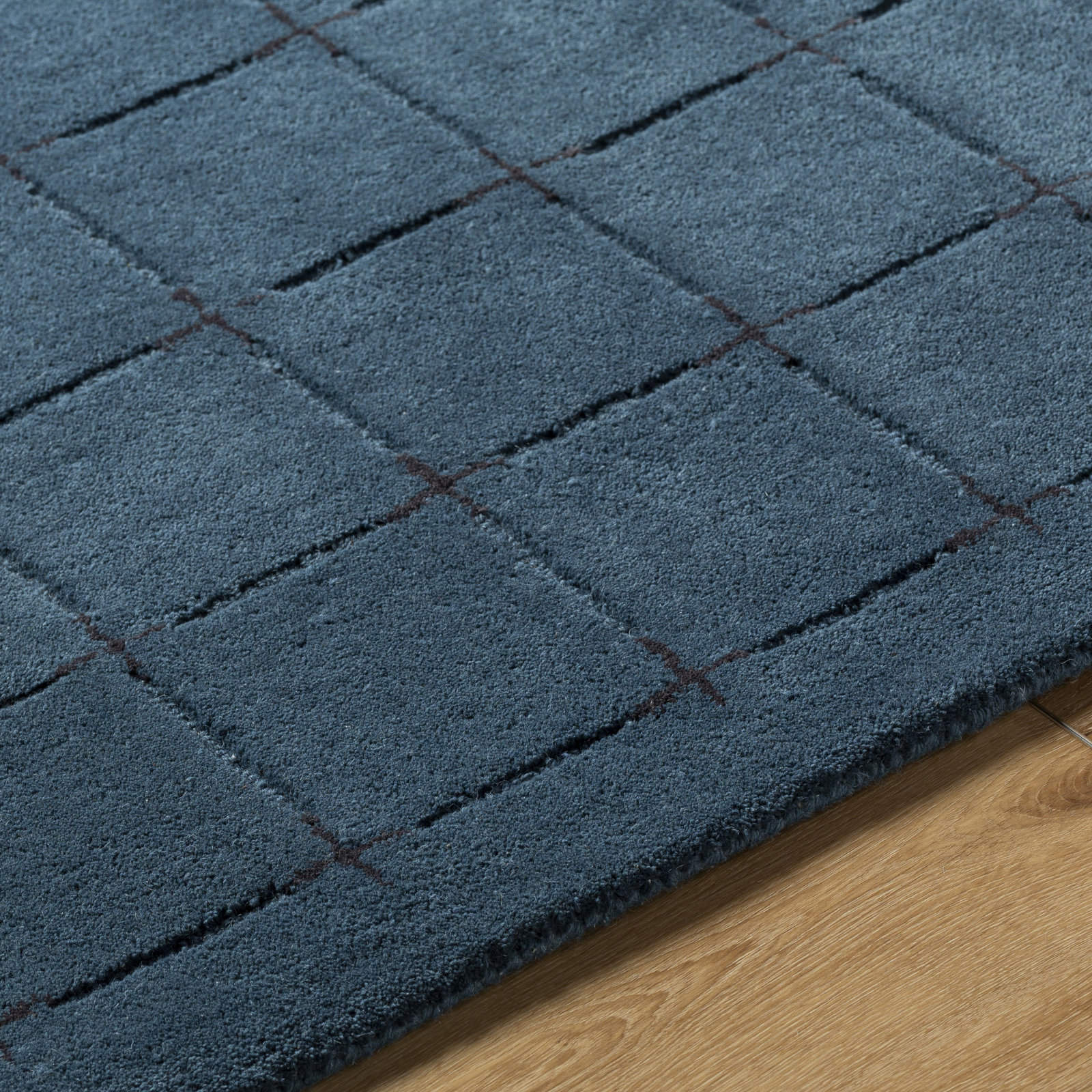 Mallory Hand-Tufted Marine Blue Rug, Rectangle 2' x 3'