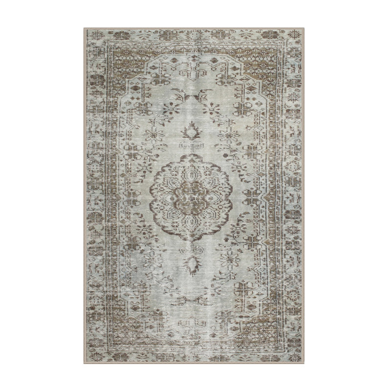 Pullman Oriental Indoor Rug, Rectangle 5' x 8'