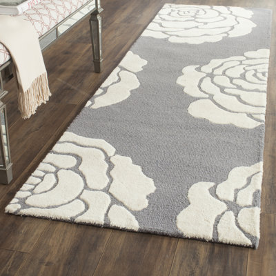 Cannen Hand Tufted Wool Floral Rug