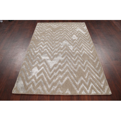 Mier Chevron Indoor Rug