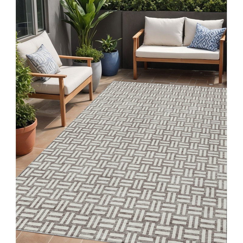 Tapis extérieur lavable géométrique taupe et gris 5 pi x 8 pi