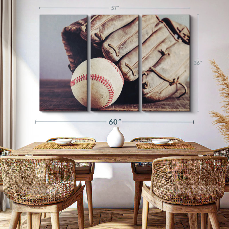 «Baseball Memorabilia» sur toile, H 36 po x l 57 po x P 1,25 po