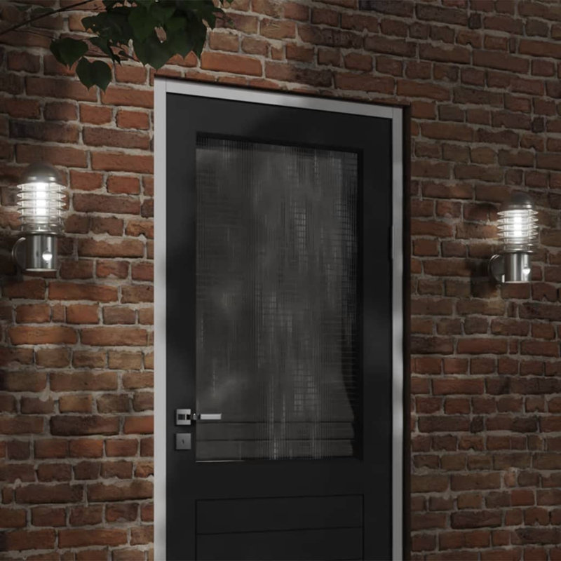 Davender Plug-in 1 Light Outdoor Wall Light, Silver