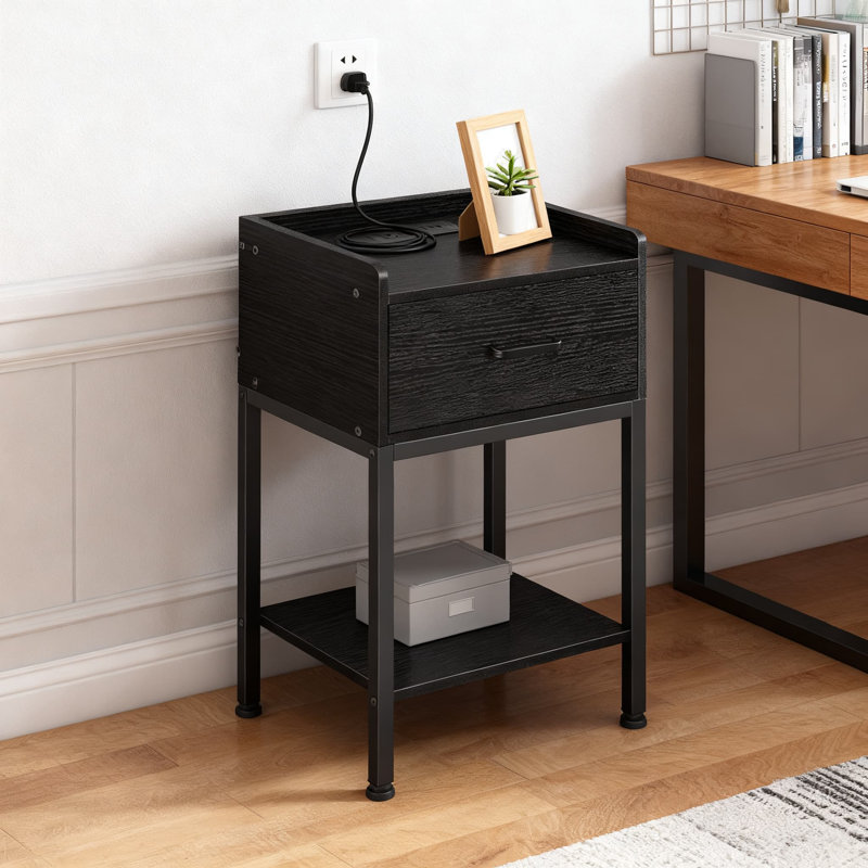 Table de chevet avec station de charge, table de chevet à 2 niveaux avec tiroir et tablette de rangement, table de bout compacte pour la chambre à coucher et le salon, assemblage facile