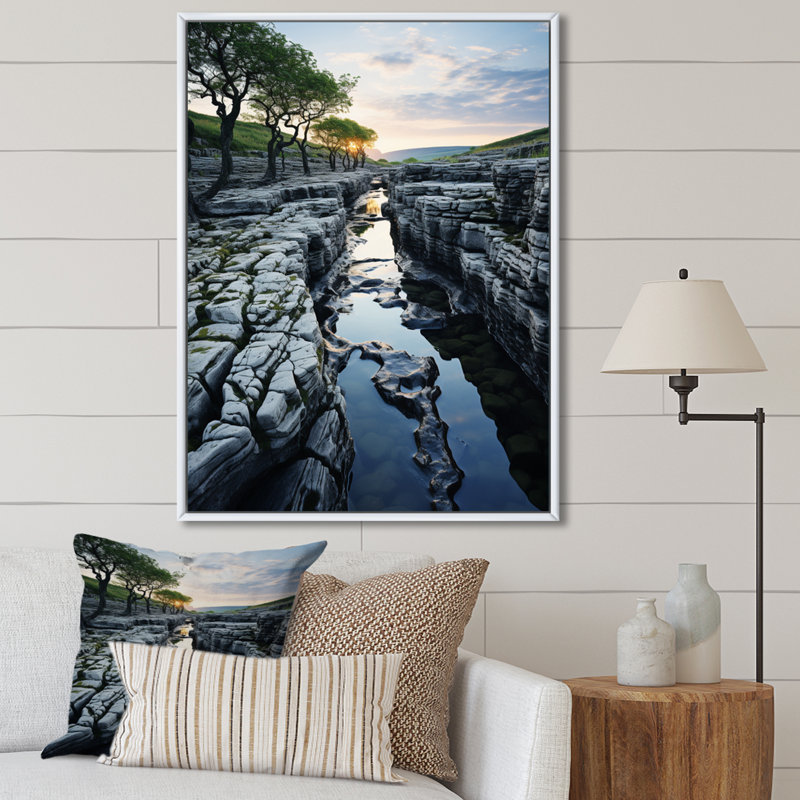 «Ireland The Burren Clif I», impression sur toile, H 32 po x l 16 po x P 1 po, Cadre flottant blanc