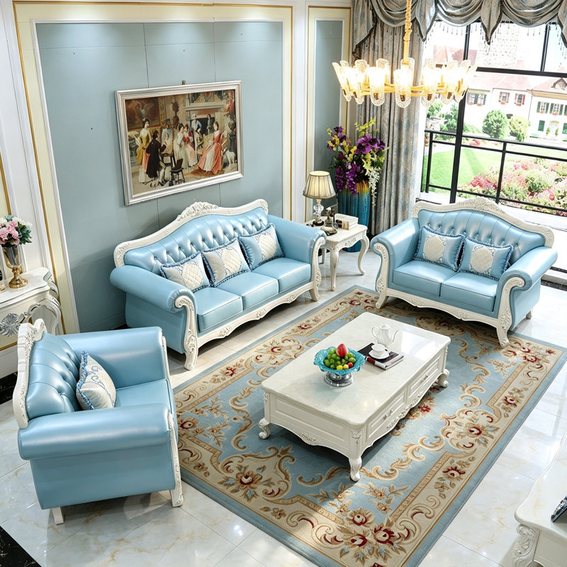 Canapé en cuir luxueux de style européen.
