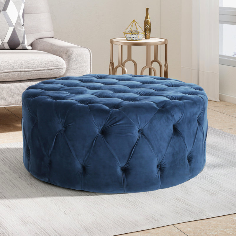Bouton de velours bleu à losanges pour un décor moderne haut de gamme