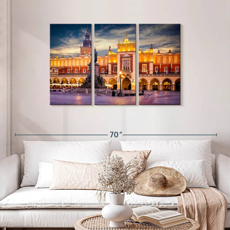 Krakow Cloth Hall, 28" H x 45" W