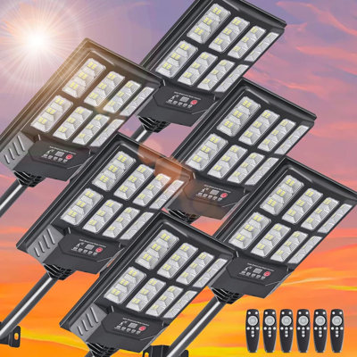 Paquet de 6 lumières solaires d'extérieur imperméables, lumières de sécurité à DEL super brillantes de 20000LM avec capteur de mouvement et télécommande, lumières crues solaires pour le jardin
