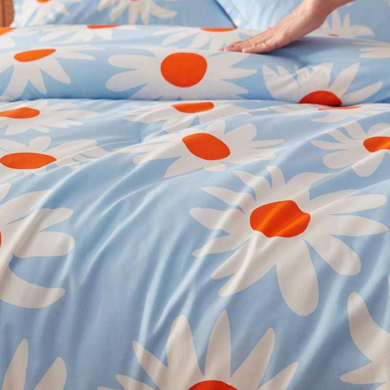 Marimekko Rakastaa Ei Rakasta Cotton Blue Comforter Set, Queen Comforter + 2 Standard Shams