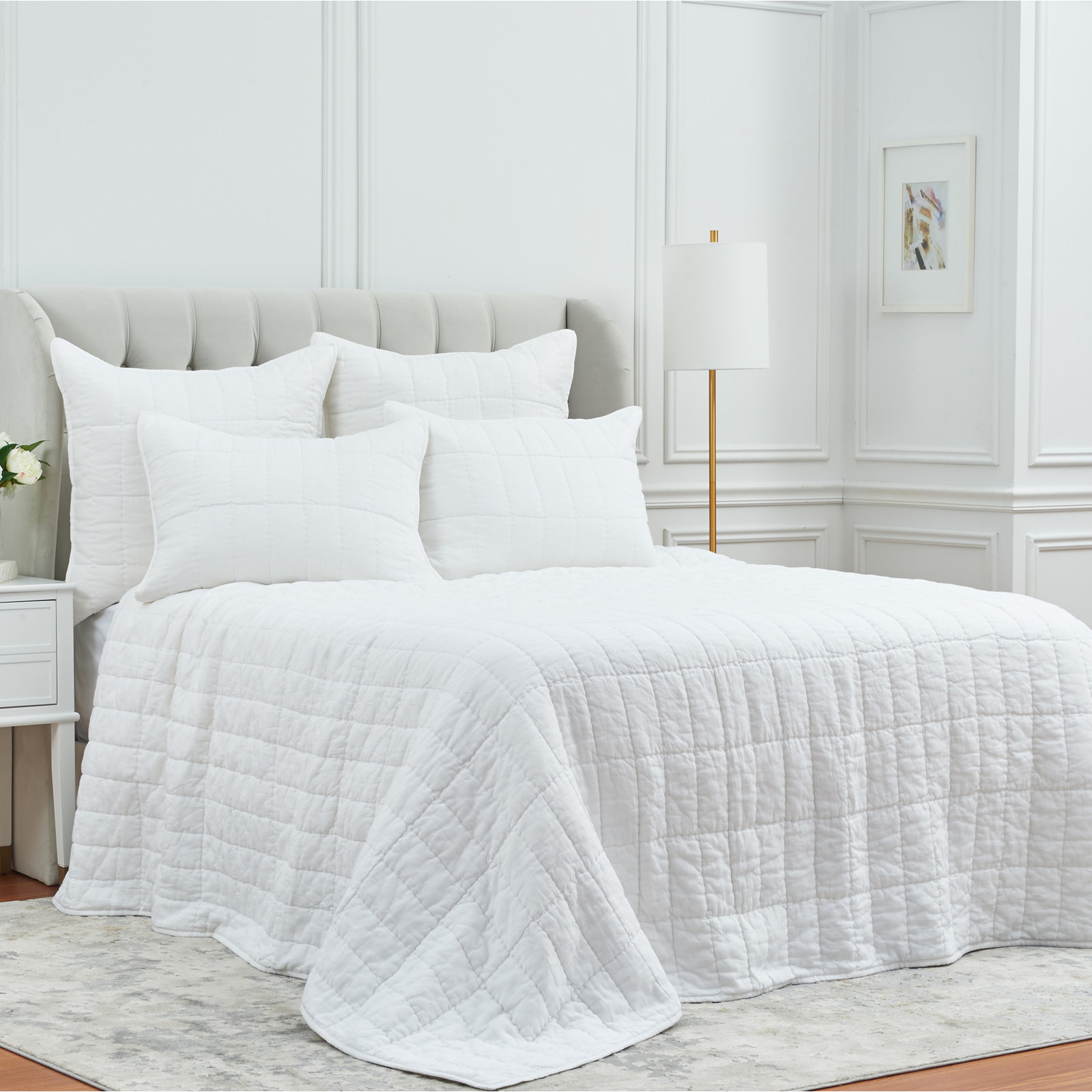 Fielder Natural/White Single Quilt, White, Queen Quilt
