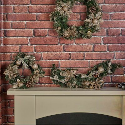 Fresh (Live) Pinecone Pinecones 20cm Wreath