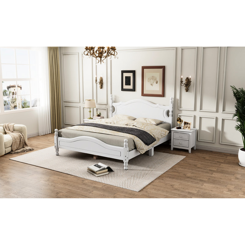 Lit grand relaxant, blanc, avec lattes en bois rétro pour plus de confort, structure solide pour une nuit paisible et confortable
