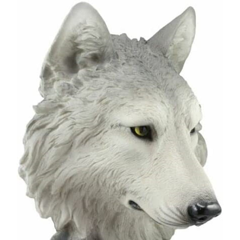 Figurines & Sculptures
