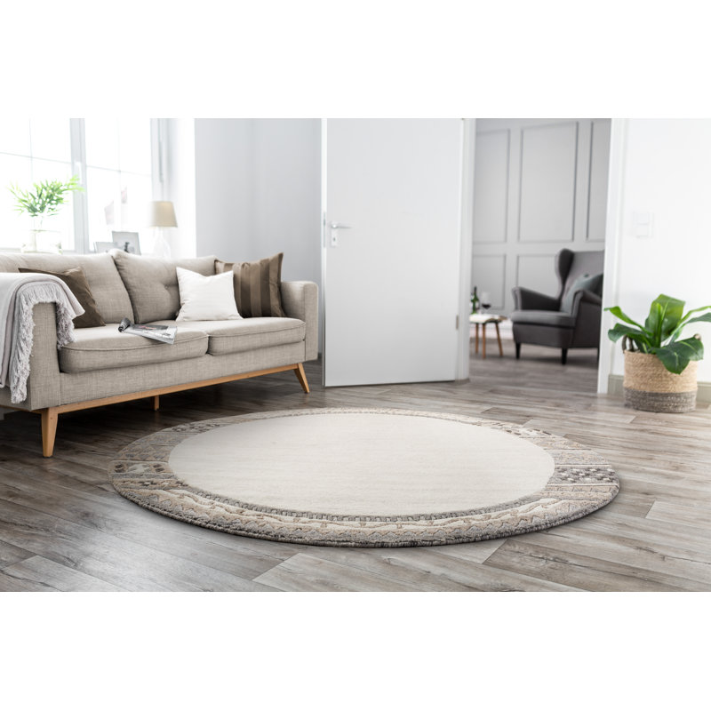 Handmade Berber rug made from 100% virgin wool, Round 190cm