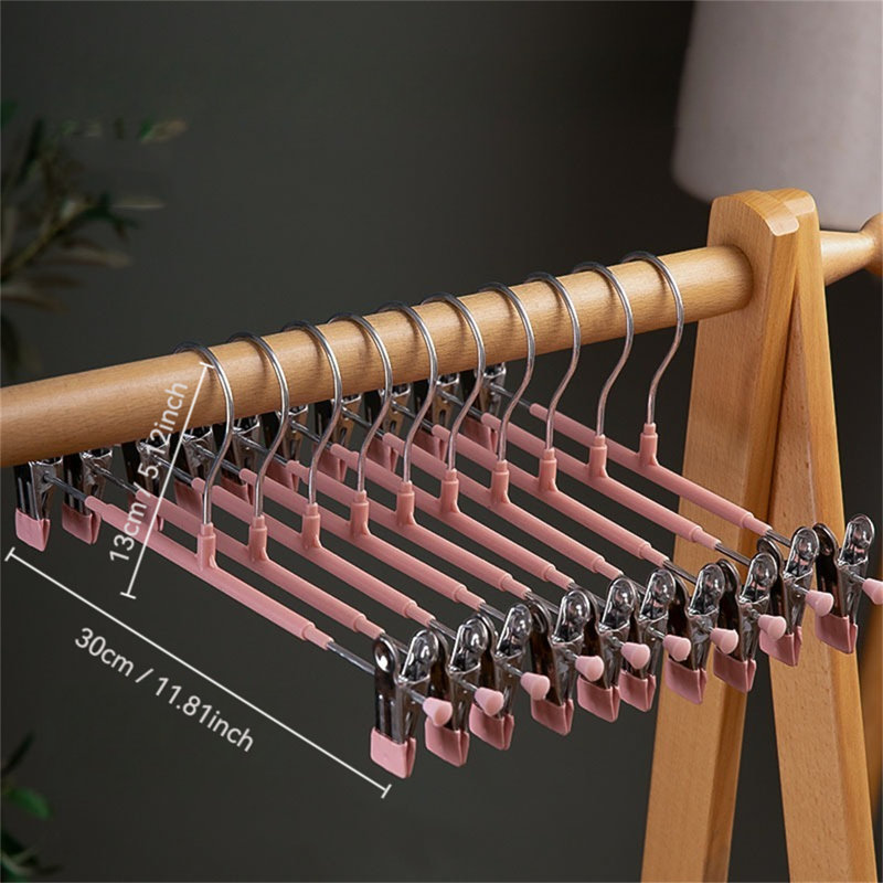 Cintre avec pinces pour pantalons, 15