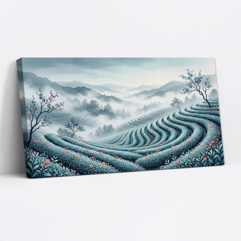 Tableau sur toile représentant des collines en terrasses bleu sarcelle brumeux avec des fleurs roses, 58“W x 28”H