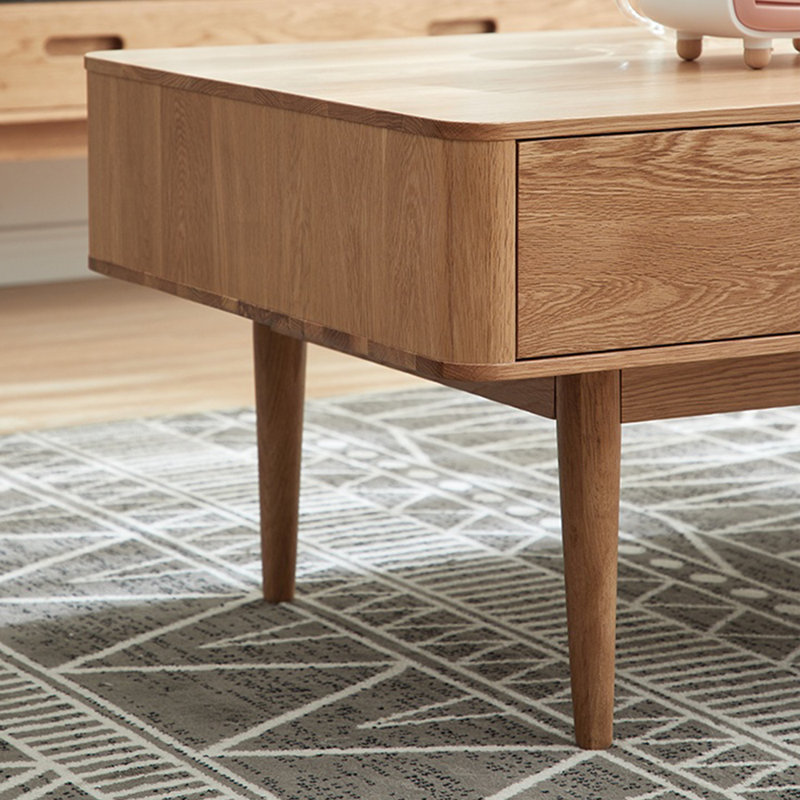 Petite table basse moderne et simple