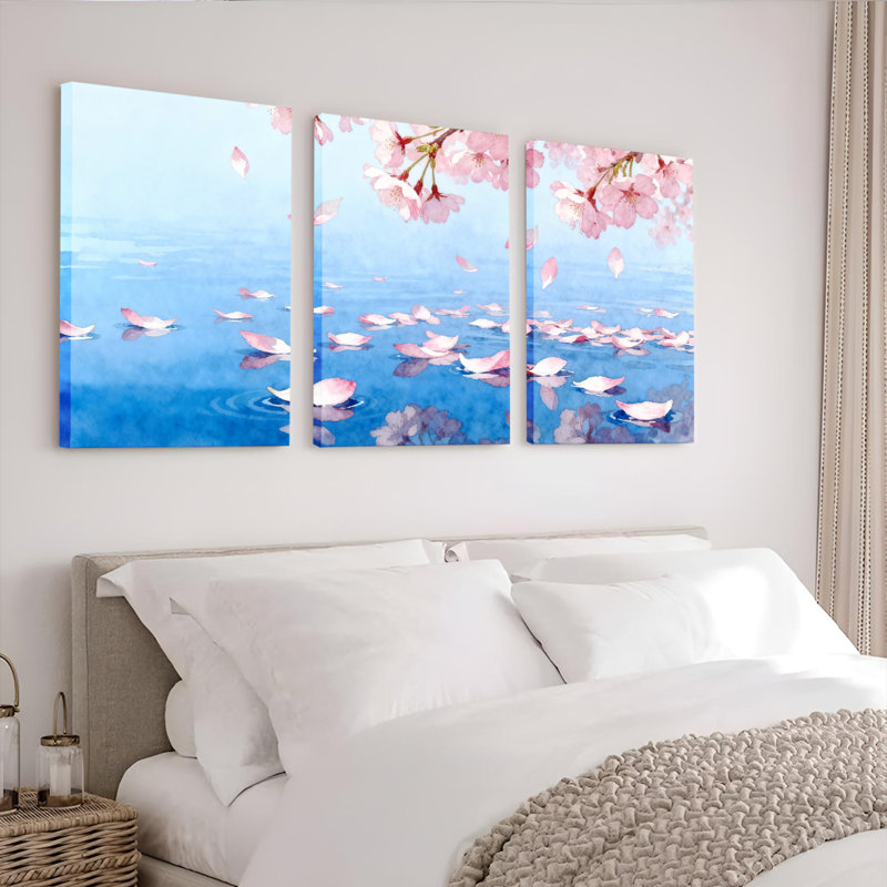 Tableau sur toile tendue « Pétales de fleurs de cerisier flottant sur l'eau » (lot de 3), H 30 po x l 60 po