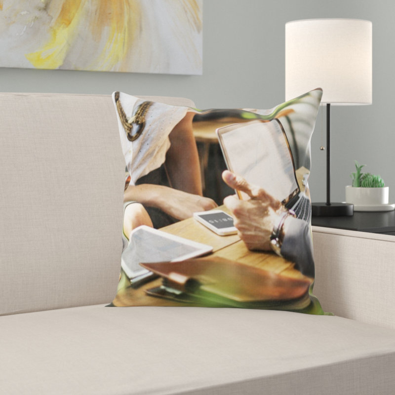 Coussin décoratif en tasse