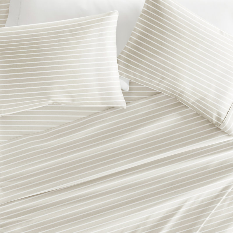 4 Piece Delicate Details Pattern Sheet Set, Full Sheet Set with 2 Standard Pillowcase, Natural Striped