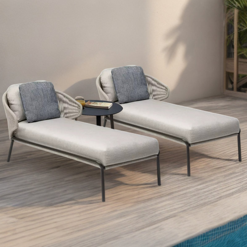 Chaise longue d'extérieur durable en tissu avec table
