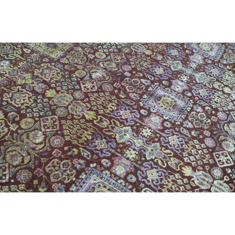 Kendale Oriental Area Rug in Pink/Green